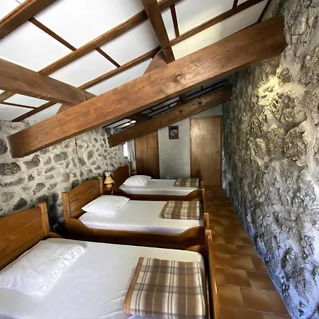 Maison Des Cevennes - Refuge Hostel *