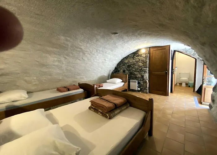 Maison Des Cevennes - Refuge Hostel *